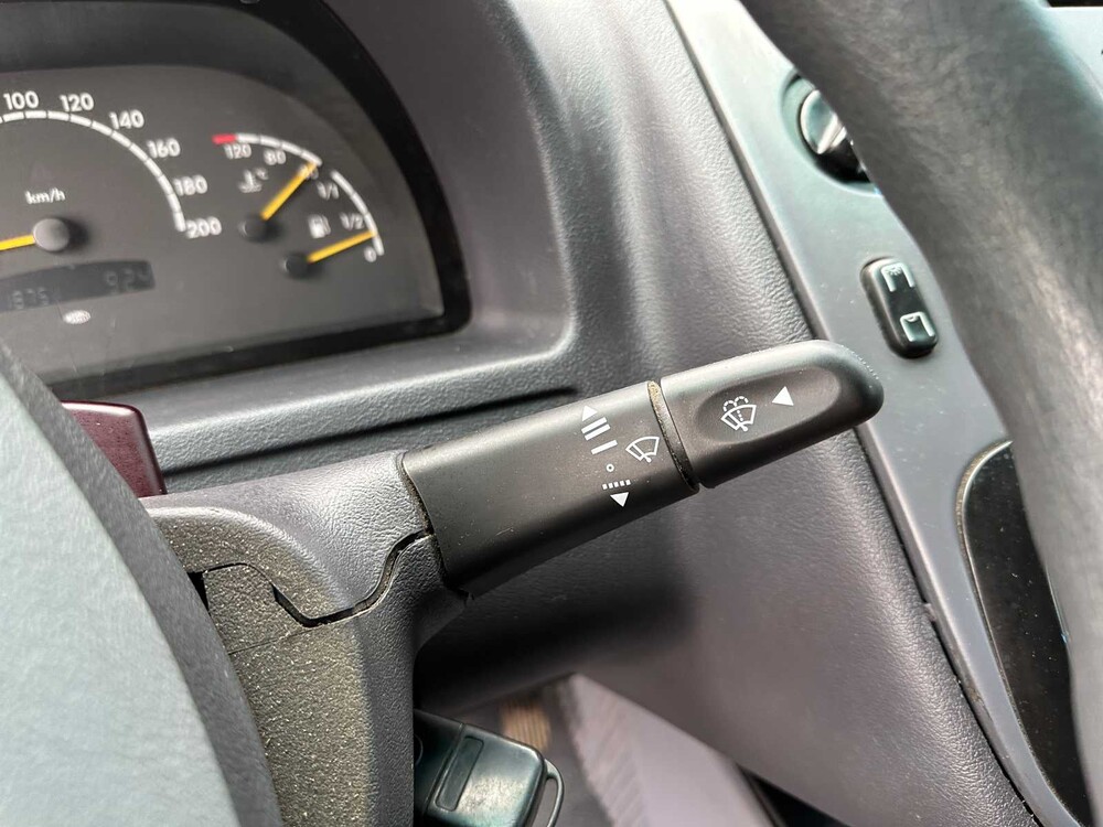 Mercedes-Benz Vito 112 CDI 2.2 (automaat) 122pk 2000, 08-VS-RL Youngtimer