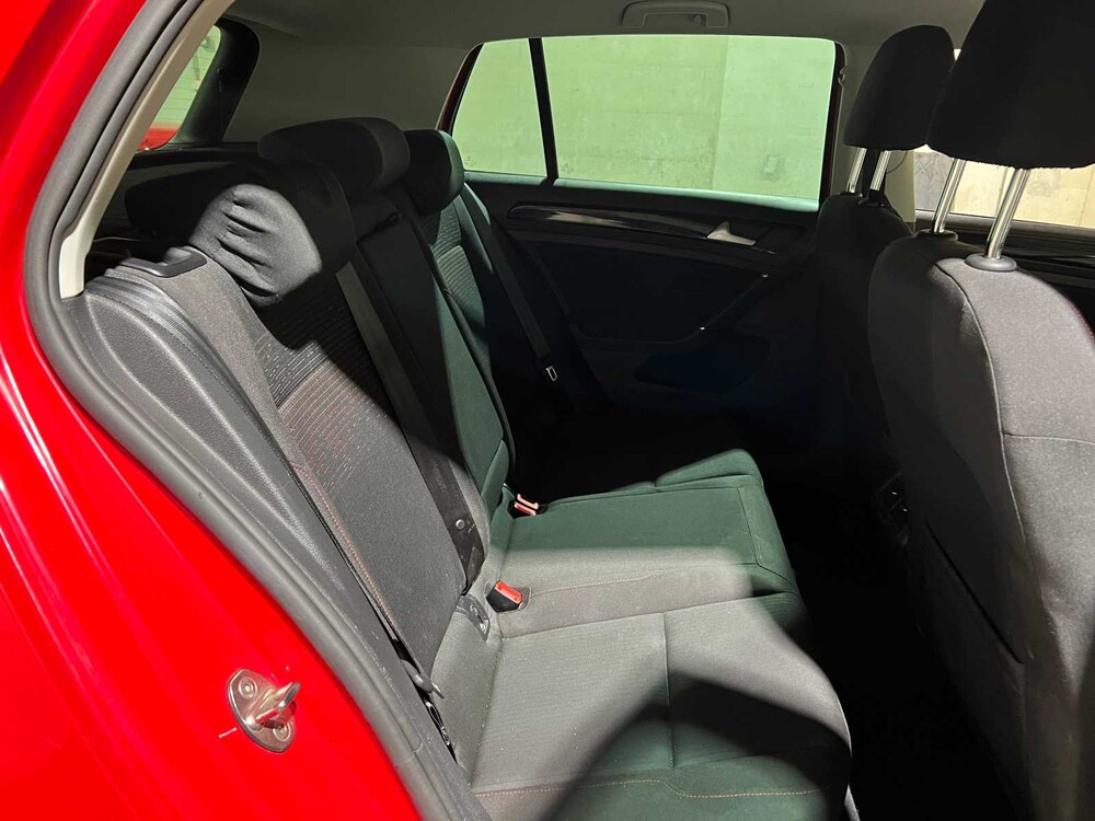 Volkswagen Golf 1.0 TSI Comfortline Business 110pk 2017, R-651-XH