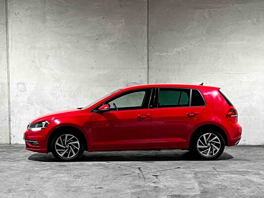 Volkswagen Golf 1.0 TSI Comfortline Business 110hp 2017, R-651-XH