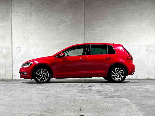 Volkswagen Golf 1.0 TSI Comfortline Business 110hp 2017, R-651-XH