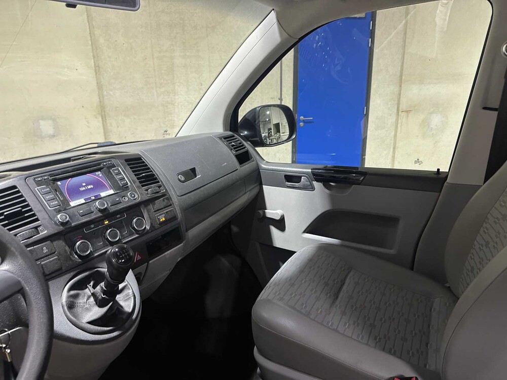 Volkswagen Transporter 2.0 TDI T800 L1H1 7J0 T5 Camper 114pk 2012 84kW, VJ-075-H