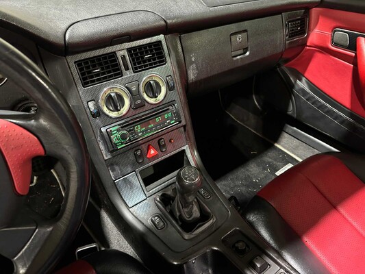 Mercedes-Benz SLK200 136hp 1998 SLK-class, SP-PX-64 Youngtimer