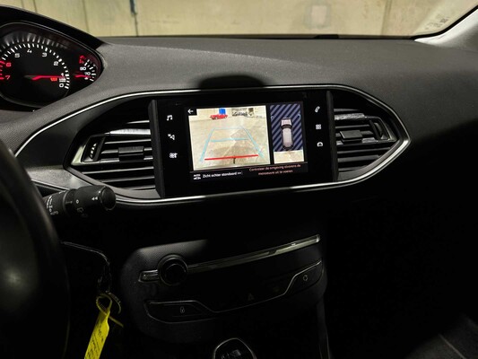 Peugeot 308 SW 1.2 PureTech Blue Lease Premium 131hp 2020, H-389-LH