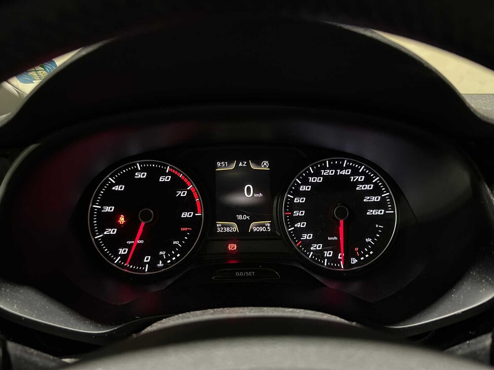 SEAT Leon ST 1.2 TSI Style Business 110pk 2015, JT-439-X