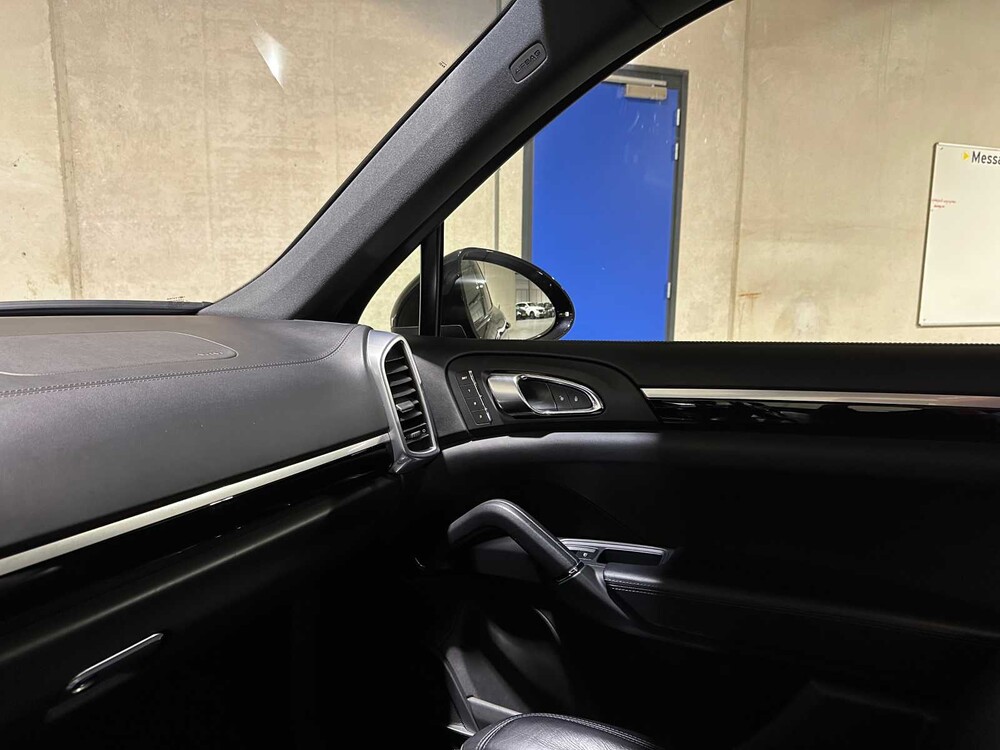 Porsche Cayenne S E-Hybrid 3.0 V6 (Sport Chrono) Plug-In Hybrid 416pk 2015, HD-942-B