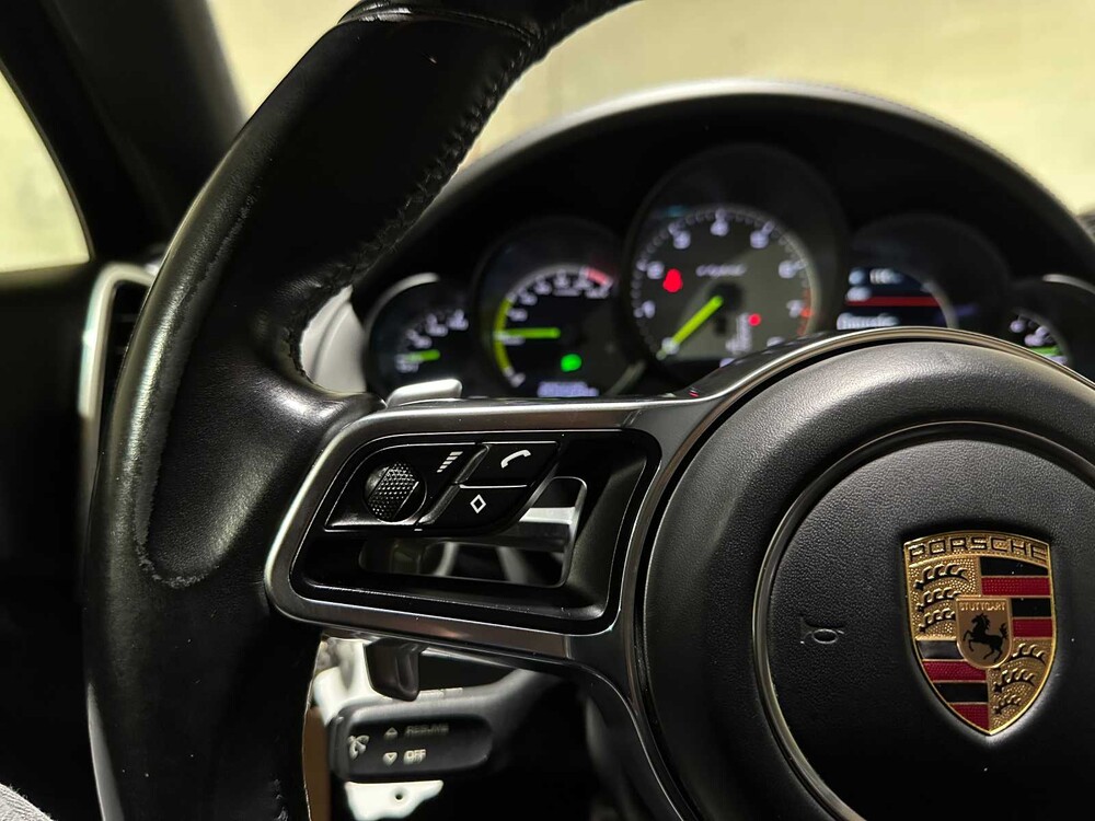 Porsche Cayenne S E-Hybrid 3.0 V6 (Sport Chrono) Plug-In Hybrid 416pk 2015, HD-942-B