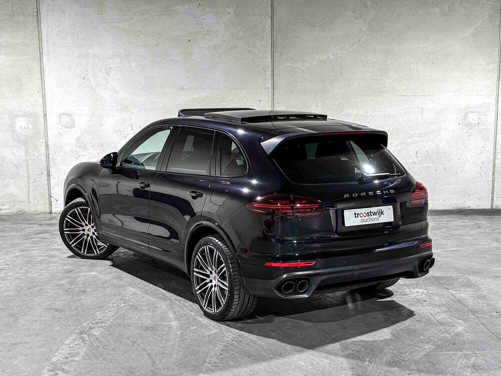 Porsche Cayenne S E-Hybrid 3.0 V6 (Sport Chrono) Plug-In Hybrid 416pk 2015, HD-942-B