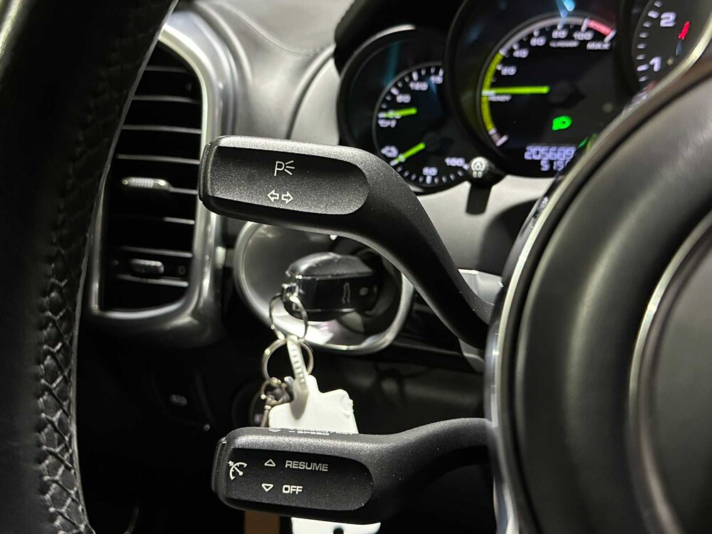 Porsche Cayenne S E-Hybrid 3.0 V6 (Sport Chrono) Plug-In Hybrid 416pk 2015, HD-942-B