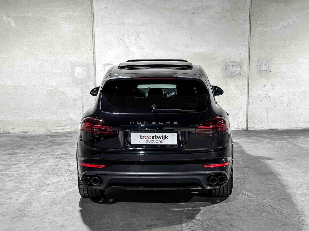 Porsche Cayenne S E-Hybrid 3.0 V6 (Sport Chrono) Plug-In Hybrid 416pk 2015, HD-942-B