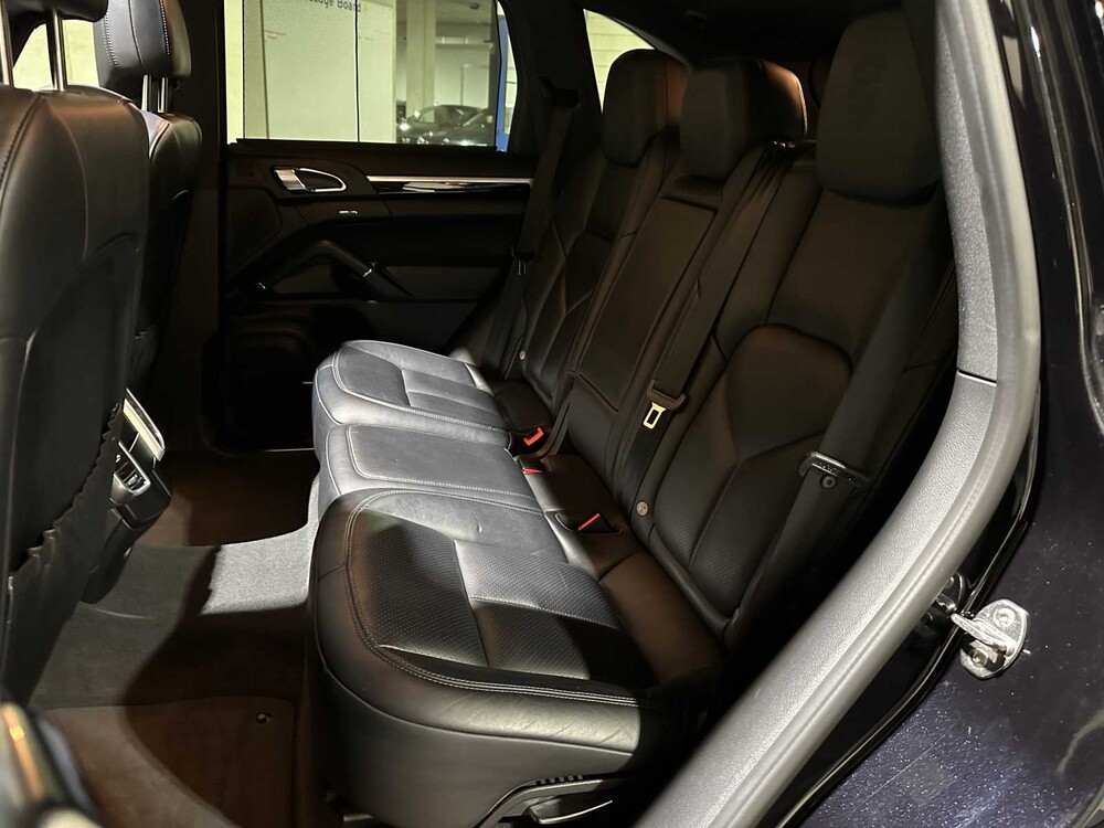 Porsche Cayenne S E-Hybrid 3.0 V6 (Sport Chrono) Plug-In Hybrid 416pk 2015, HD-942-B