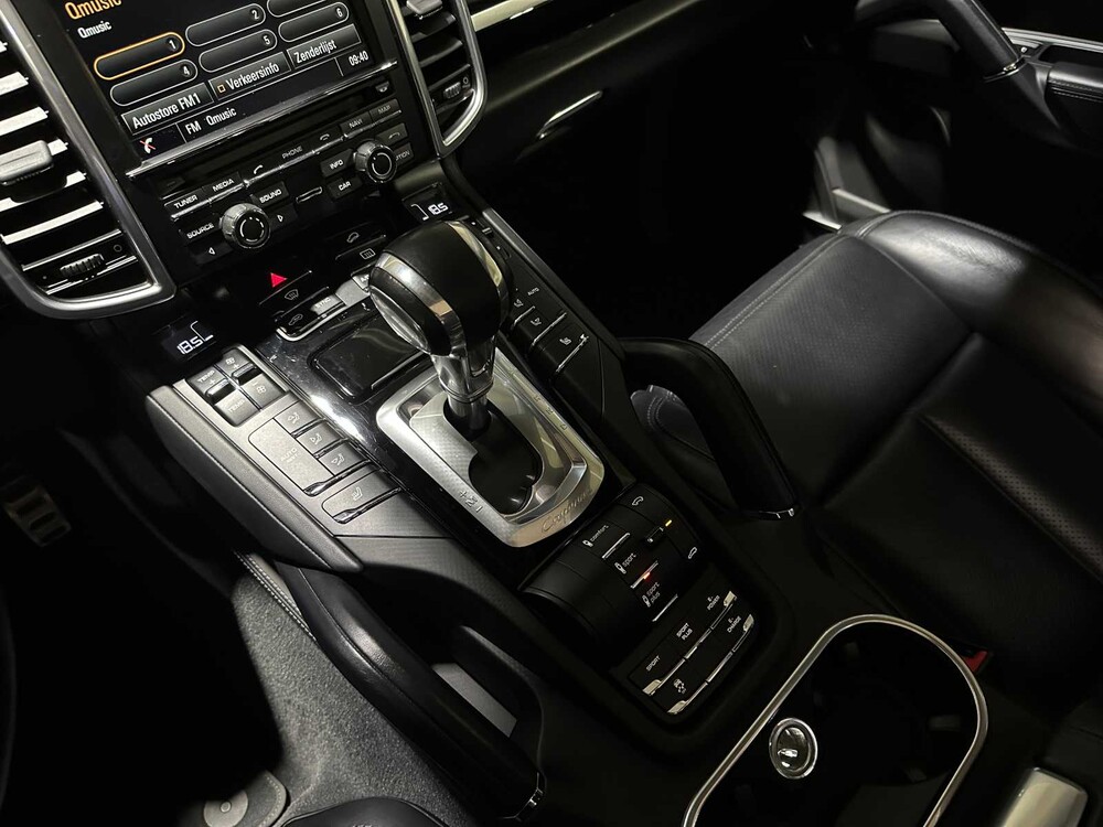 Porsche Cayenne S E-Hybrid 3.0 V6 (Sport Chrono) Plug-In Hybrid 416pk 2015, HD-942-B