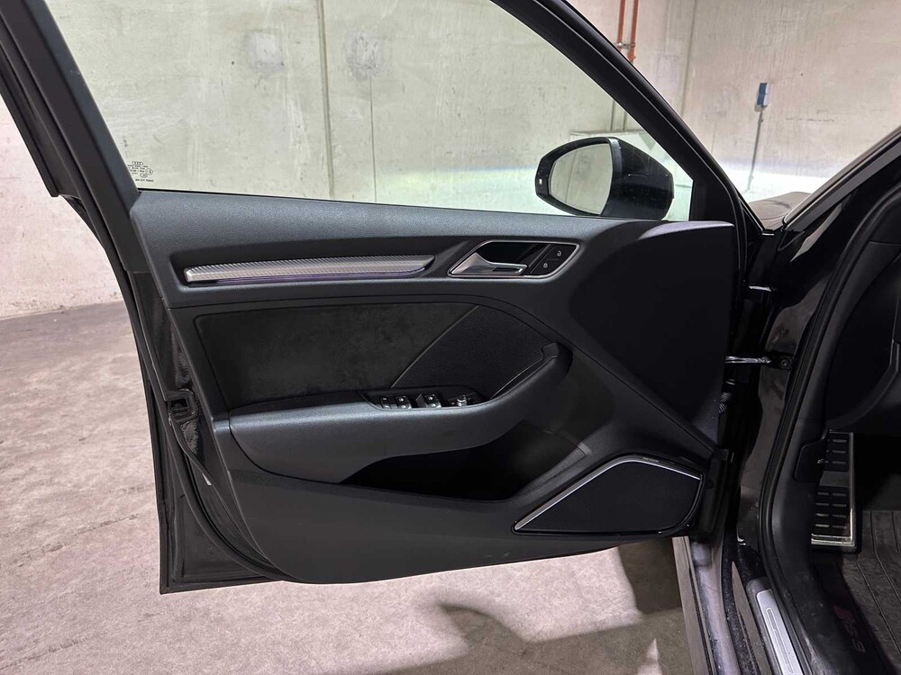 Audi RS3 Sportback 2.5 TFSI Quattro 400hp 2019, NL registration