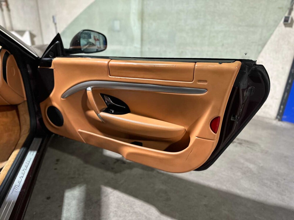 Maserati GranTurismo 4.2 V8 405pk 2008, N-916-BG Youngtimer