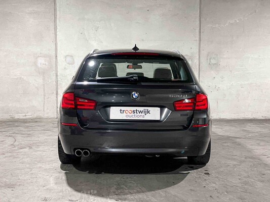 BMW 530d Touring Upgrade Edition 258pk 2013 5-serie, 60-ZLD-1