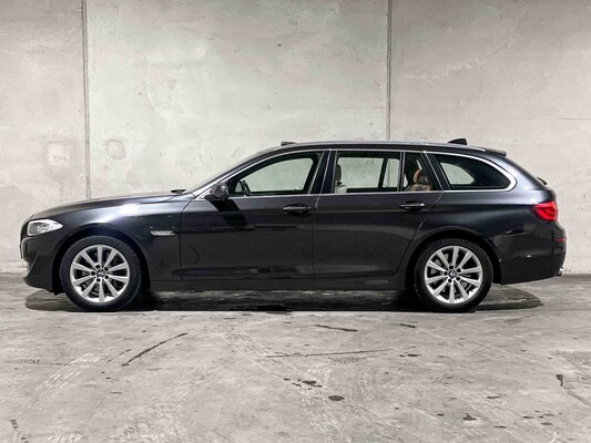 BMW 530d Touring Upgrade Edition 258pk 2013 5-serie, 60-ZLD-1