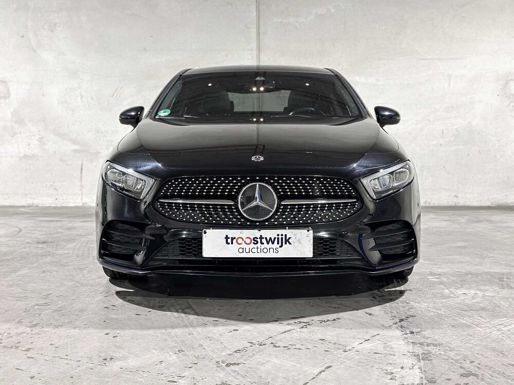 Mercedes-Benz A180 Limousine Premium Plus 136pk 2020, R-276-VV