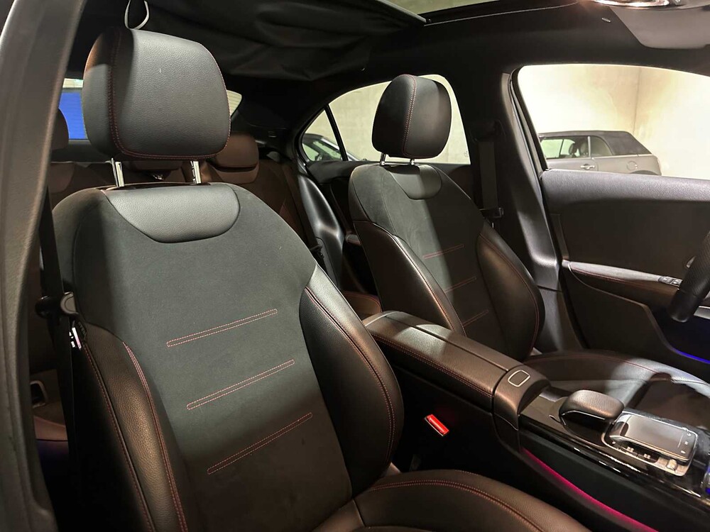 Mercedes-Benz A180 Limousine Premium Plus 136pk 2020, R-276-VV