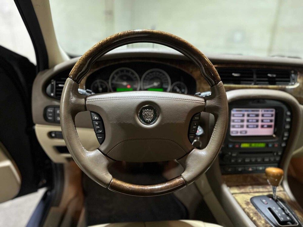 Jaguar S-type 3.0 V6 Executive 238pk 2005, 20-SJ-JL Youngtimer