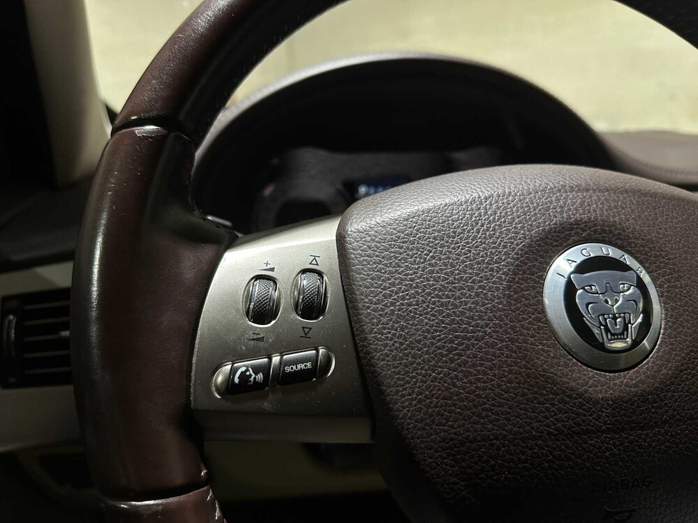 Jaguar XF 2.7D V6 Luxury 207hp 2008, 69-HXG-3 Youngtimer