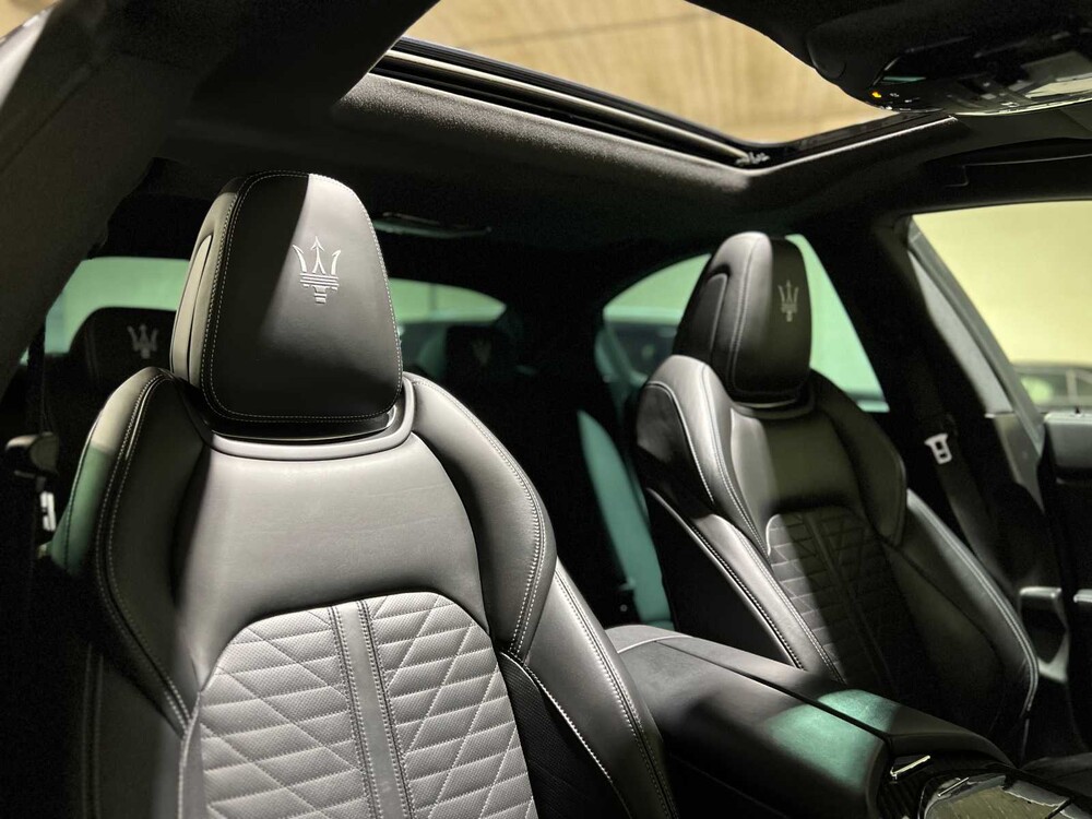 Maserati Ghibli 3.0 V6 GranLusso 349pk 2019, XJ-658-T