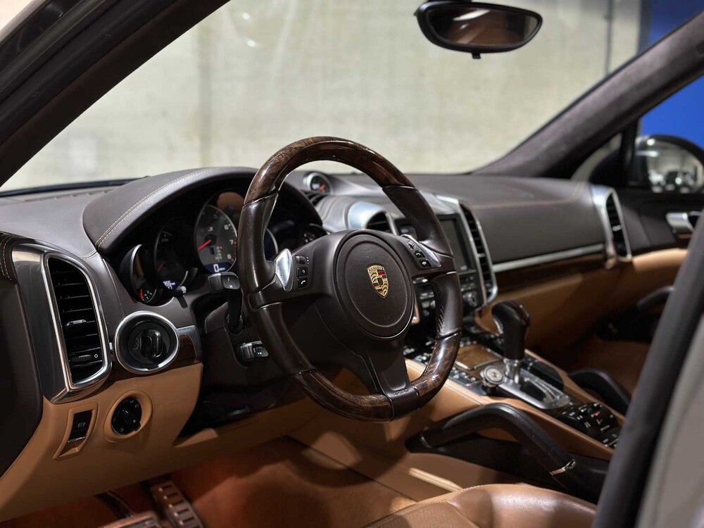 Porsche Cayenne GTS 4.8 V8 420pk 2013, P-551-BJ