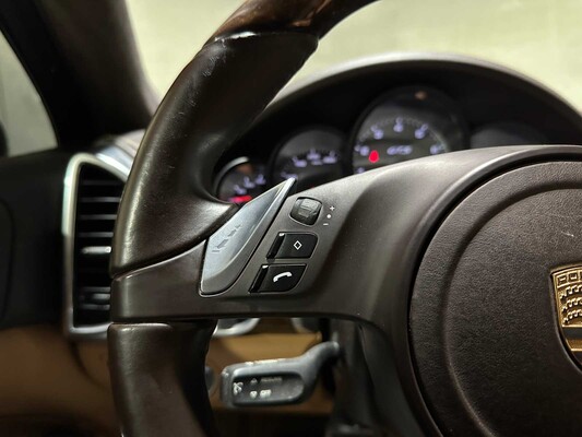 Porsche Cayenne GTS 4.8 V8 420PS 2013, P-551-BJ