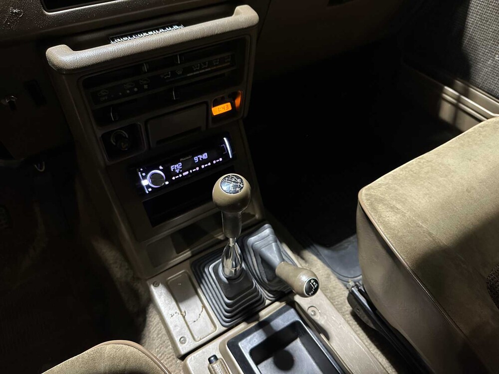 Mitsubishi Pajero 2.5 Ladeluftkühler Turbo 95PS 1990