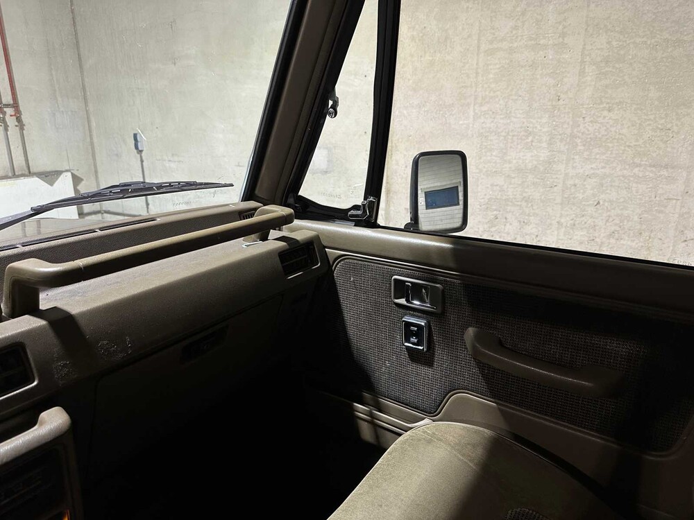 Mitsubishi Pajero 2.5 Ladeluftkühler Turbo 95PS 1990