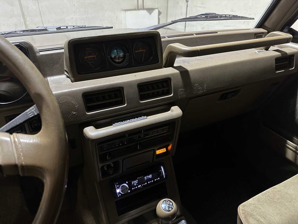 Mitsubishi Pajero 2.5 Ladeluftkühler Turbo 95PS 1990