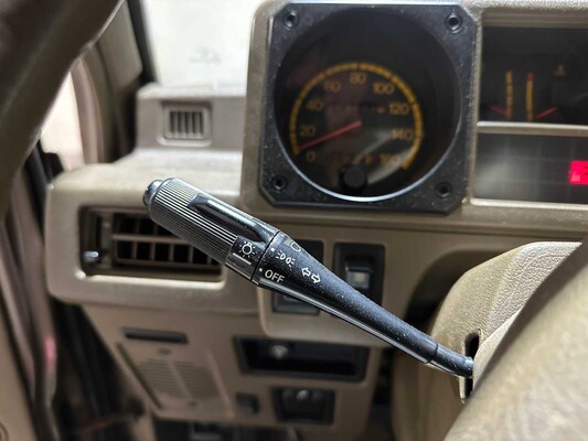 Mitsubishi Pajero 2.5 Intercooler Turbo 95hp 1990