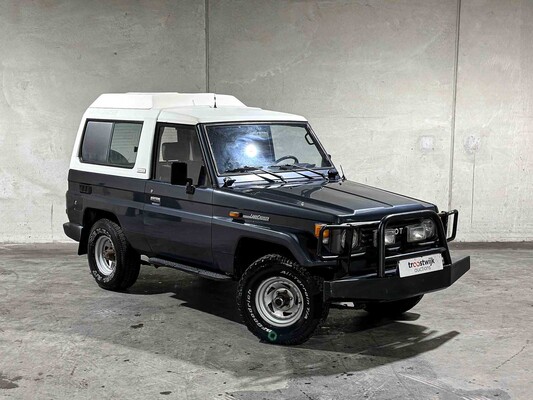 Toyota LandCr. H.Duty 4.2 LX Blind Van FRP 131hp 1992, VP-75-ZN Commercial Vehicle