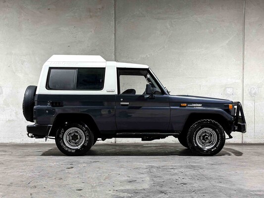 Toyota LandCr. H.Duty 4.2 LX Blind Van FRP 131hp 1992, VP-75-ZN Commercial Vehicle