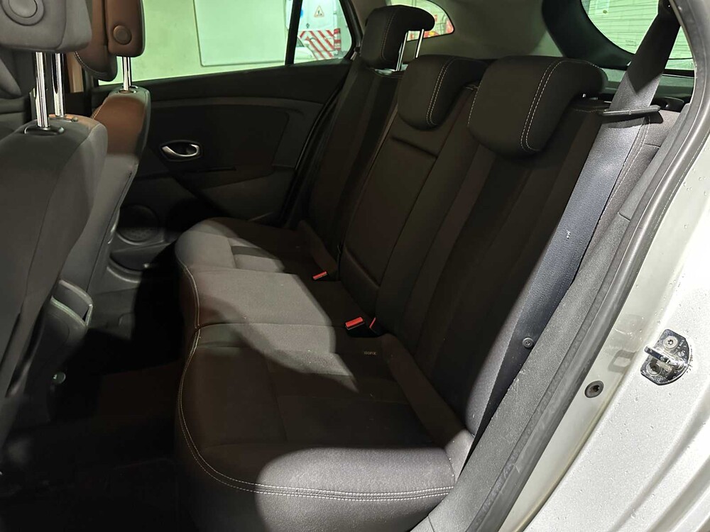 Renault Mégane Kombi 1.9 dCi Dynamique 131PS 2010, 7-XNN-90