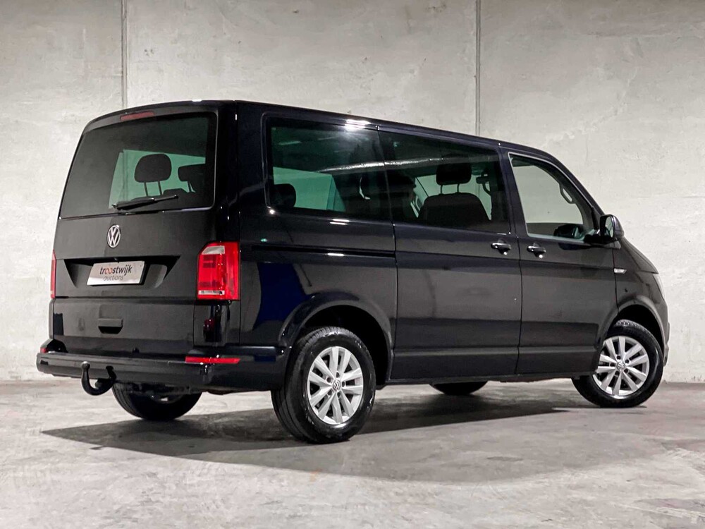 Volkswagen Transporter Multivan 2.0 TDI Comfortline (Automatic) 150hp 2017, HKV-88-H