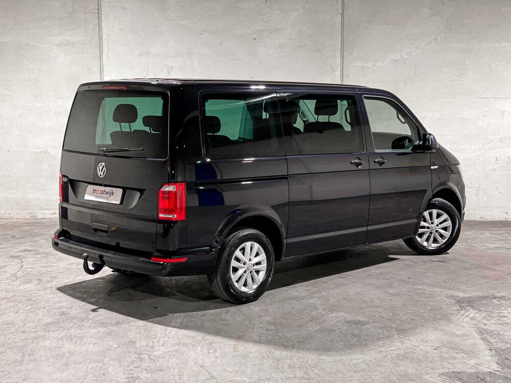 Volkswagen Transporter Multivan 2.0 TDI Comfortline (Automatic) 150hp 2017, HKV-88-H