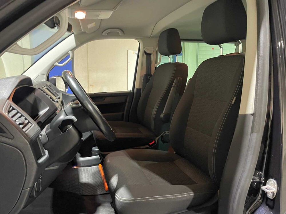 Volkswagen Transporter Multivan 2.0 TDI Comfortline (Automatic) 150hp 2017, HKV-88-H