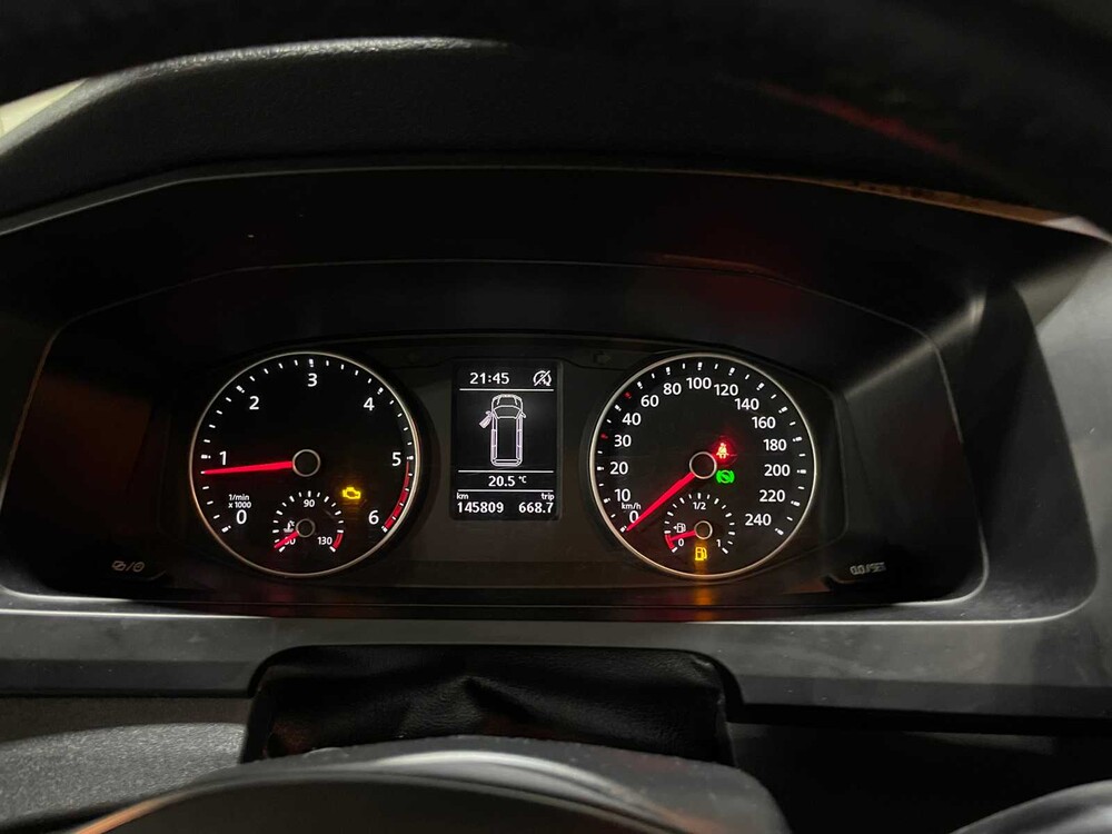 Volkswagen Transporter Multivan 2.0 TDI Comfortline (Automatic) 150hp 2017, HKV-88-H