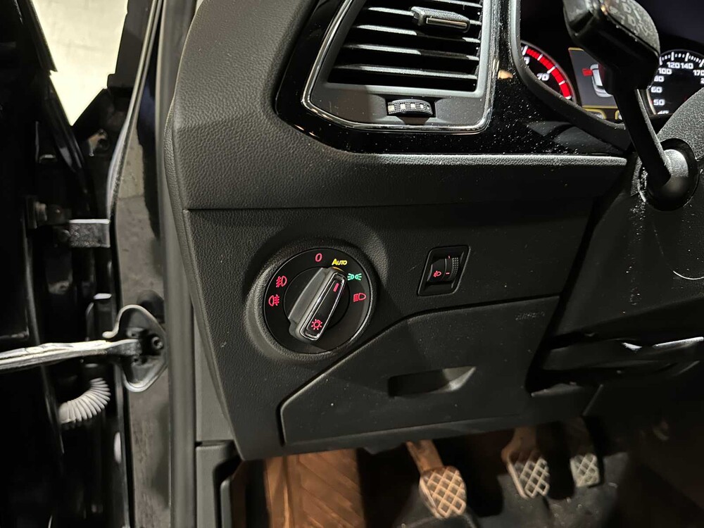 SEAT Leon ST 1.2 TSI Style Business 110PS 2015, JT-439-X