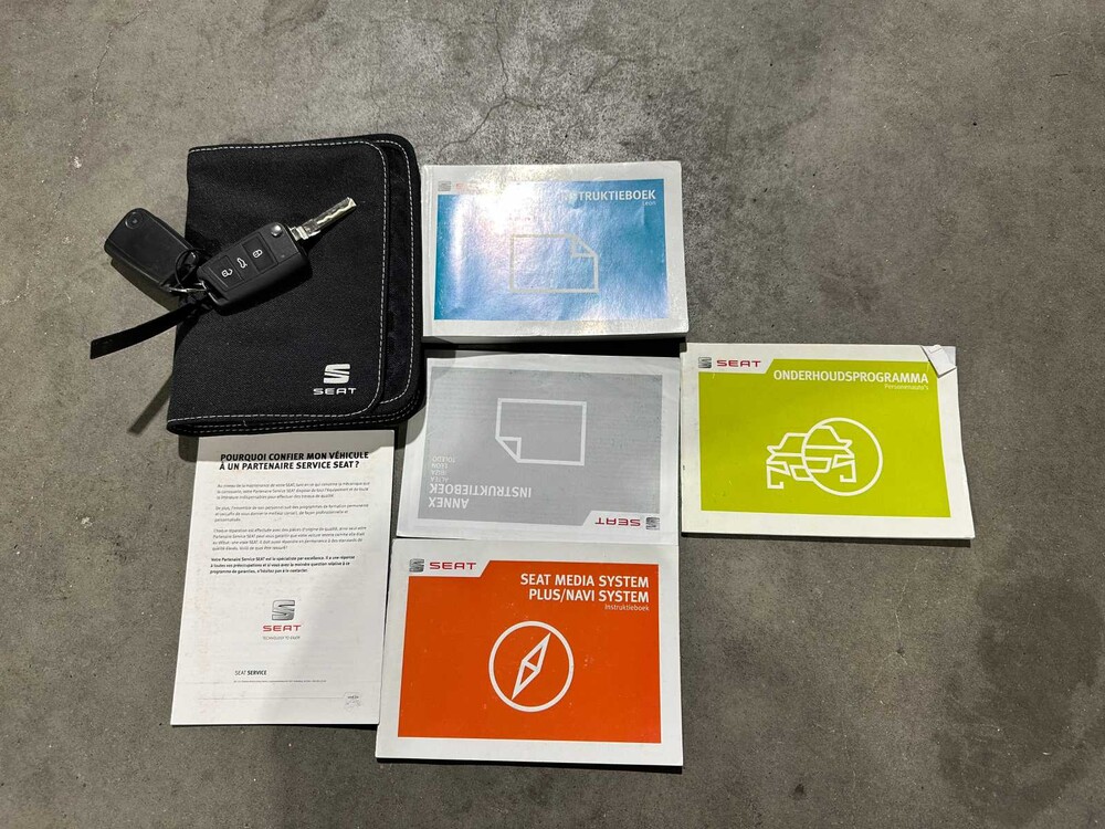 SEAT Leon ST 1.2 TSI Style Business 110PS 2015, JT-439-X