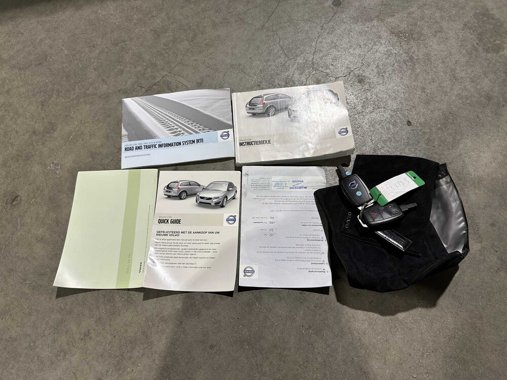 Volvo C30 1.6D S/S Kinetic 109PS 2010, 33-LFS-5