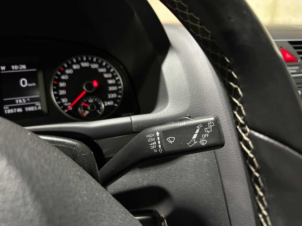 Volkswagen Touran 1.4 TSI Comfortline 7-pers 140PS 2013, 8-TGK-22