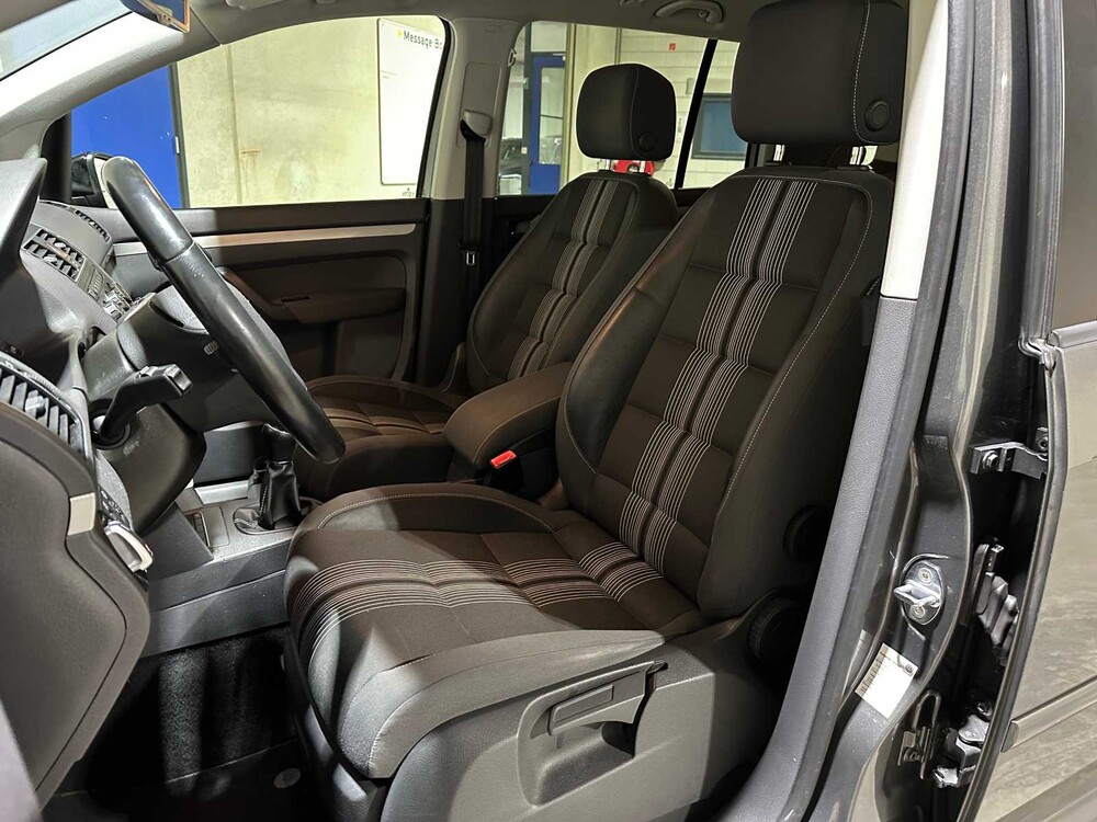 Volkswagen Touran 1.4 TSI Comfortline 7-pers 140PS 2013, 8-TGK-22