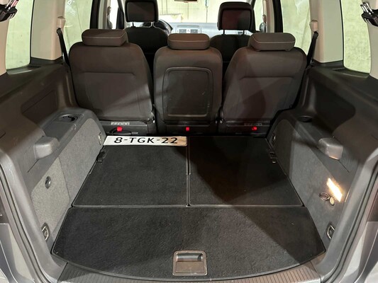 Volkswagen Touran 1.4 TSI Comfortline 7-pers 140hp 2013, 8-TGK-22