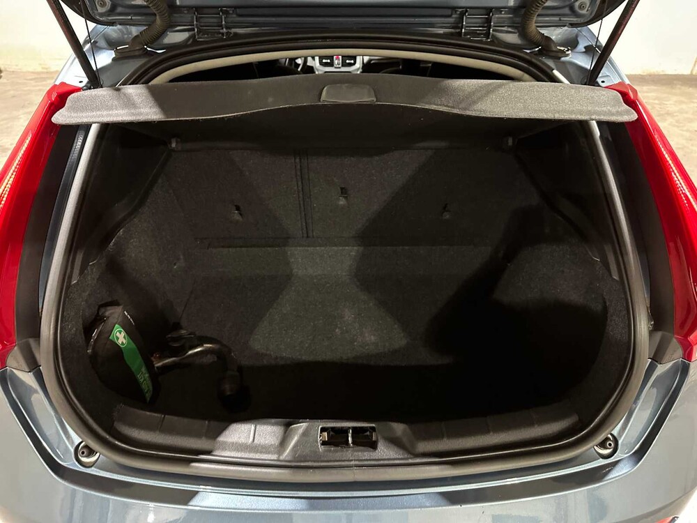 Volvo V40 1.6 T3 Kinetic 150PS 2012, 53-XVV-5