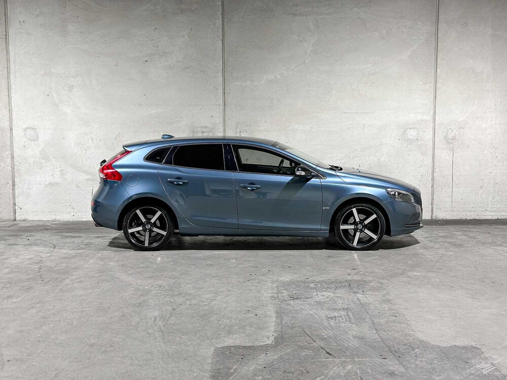 Volvo V40 1.6 T3 Kinetic 150PS 2012, 53-XVV-5
