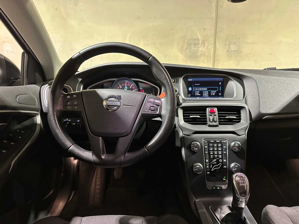 Volvo V40 1.6 T3 Kinetic 150PS 2012, 53-XVV-5
