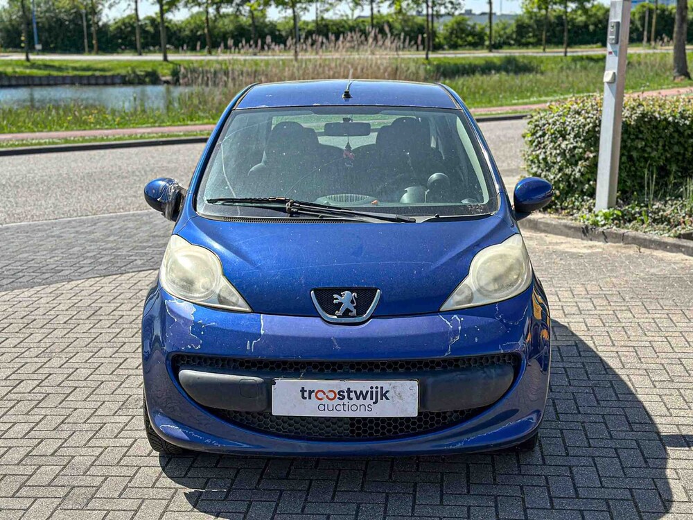 Peugeot 107 1.0-12V XR 68PS 2006, 1-SVR-93
