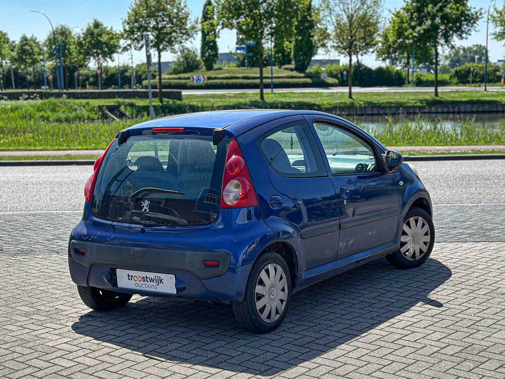 Peugeot 107 1.0-12V XR 68PS 2006, 1-SVR-93