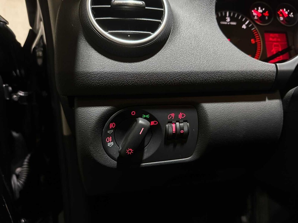 Audi A3 Sportback 2.0 TDI Attraction Pro Line Business 170PS 2008, 55-ZR-HK