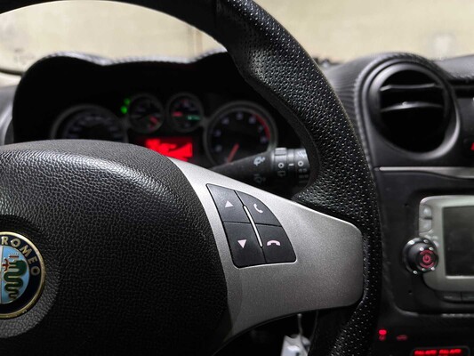 Alfa Romeo MiTo 0.9 Twin Air Esclusivo 101hp 2014, 6-XST-86